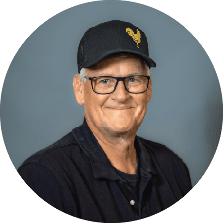 Headshot of Farmers Fresh Owner, Amos Lee