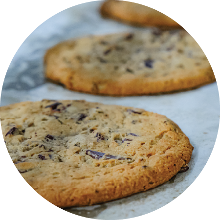 Fresh hot cheeseticks and ribs in deli hot case